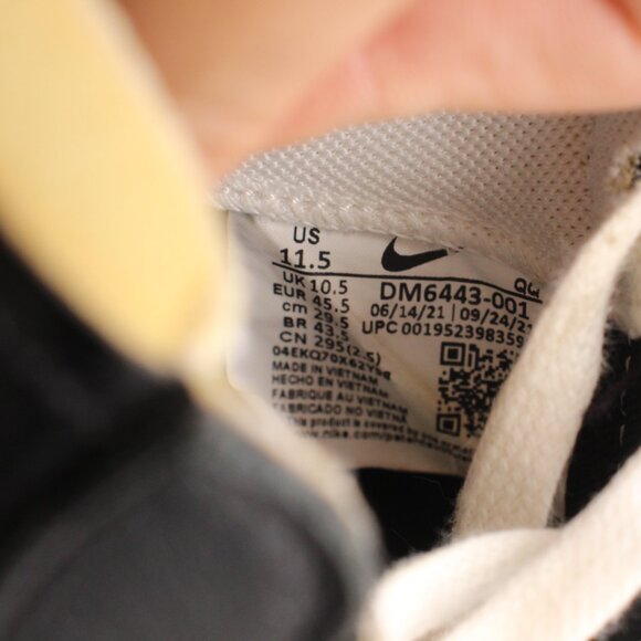 Nike x Sacai Blazer Low Men\'s Size 11.5 Black White Patent Leather DM6443-001 main image 4